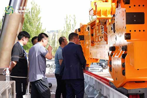 圖片5.jpg 上海創(chuàng)力集團參展第十八屆鄂爾多斯國際煤博會取得圓滿成功(圖5)