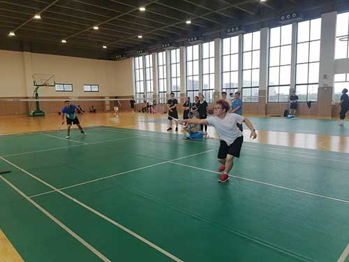 羽毛球.jpg 秋韻飛揚(yáng) 活力綻放 | 上海創(chuàng)力集團(tuán)秋季運(yùn)動(dòng)會(huì)取得圓滿成功(圖8)